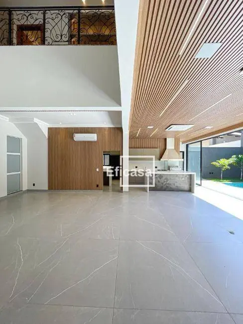 Casa de Condomínio com 4 quartos à venda, 450m2 em Residencial Jardins, Sao Jose Do Rio Preto - SP - imagem 3 Foto 3 de Casa de Condomínio com 4 quartos à venda, 450m2 em Residencial Jardins, Sao Jose Do Rio Preto - SP