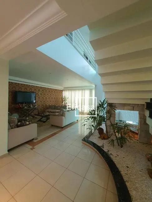 Casa de Condomínio com 4 quartos à venda, 670m2 em Residencial Jardins, Sao Jose Do Rio Preto - SP - imagem 2 Foto 2 de Casa de Condomínio com 4 quartos à venda, 670m2 em Residencial Jardins, Sao Jose Do Rio Preto - SP