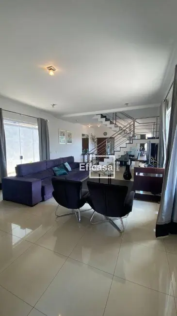 Sobrado com 4 quartos à venda, 360m2 em Jardim Yolanda, Sao Jose Do Rio Preto - SP - imagem 3 Foto 3 de Sobrado com 4 quartos à venda, 360m2 em Jardim Yolanda, Sao Jose Do Rio Preto - SP