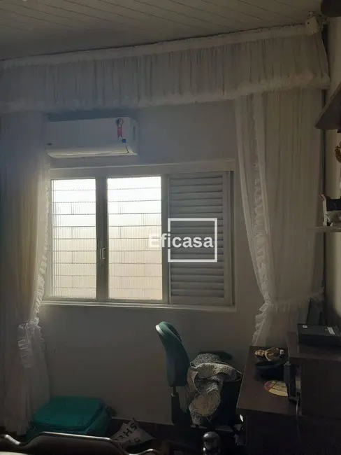 Foto 4 de Casa com 3 quartos à venda, 242m2 em Vila Ercília, Sao Jose Do Rio Preto - SP