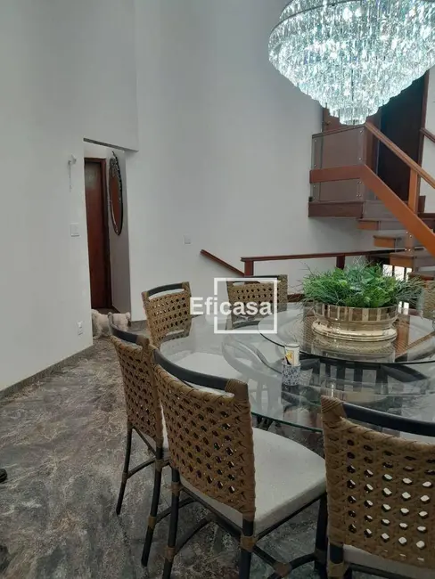 Casa com 3 quartos à venda, 456m2 em Vila Santa Cândida, Sao Jose Do Rio Preto - SP - imagem 9 Foto 9 de Casa com 3 quartos à venda, 456m2 em Vila Santa Cândida, Sao Jose Do Rio Preto - SP