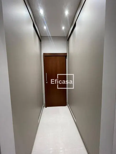 Casa de Condomínio com 3 quartos à venda, 400m2 em Residencial Gaivota I, Sao Jose Do Rio Preto - SP - imagem 9 Foto 9 de Casa de Condomínio com 3 quartos à venda, 400m2 em Residencial Gaivota I, Sao Jose Do Rio Preto - SP