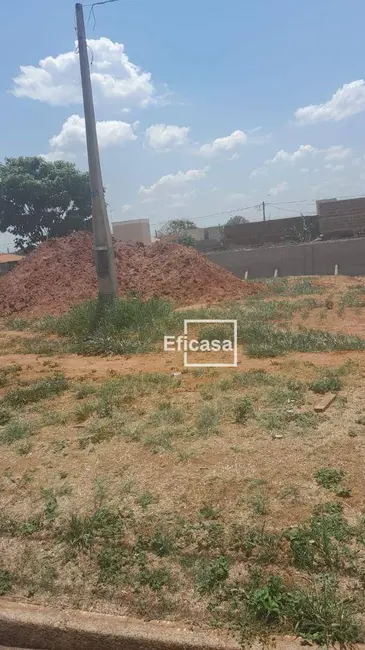 Foto 2 de Terreno / Lote à venda, 250m2 em Jose Bonifacio - SP