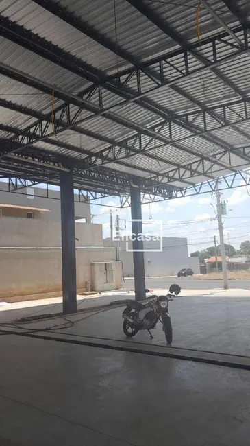 Foto 3 de Armazém / Galpão à venda, 1300m2 em Jose Bonifacio - SP