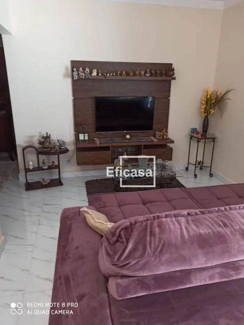 Casa com 2 quartos à venda, 200m2 em Jardim Nazareth, Sao Jose Do Rio Preto - SP - imagem 8 Foto 8 de Casa com 2 quartos à venda, 200m2 em Jardim Nazareth, Sao Jose Do Rio Preto - SP