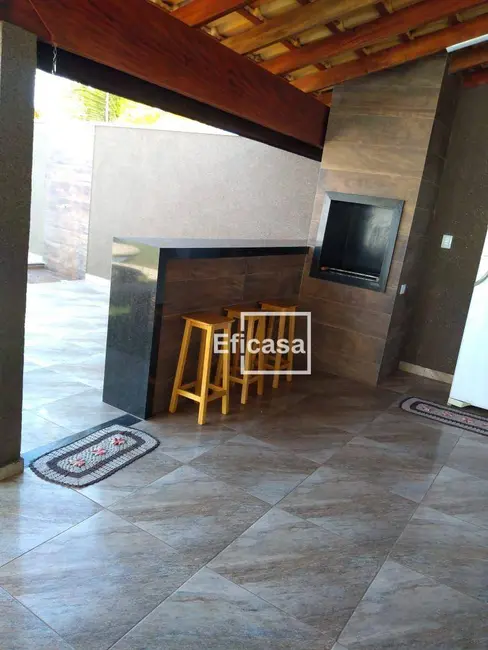 Chácara com 2 quartos à venda, 500m2 em Centro, Guapiacu - SP - imagem 8 Foto 8 de Chácara com 2 quartos à venda, 500m2 em Centro, Guapiacu - SP