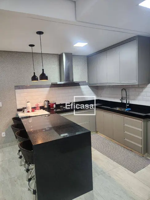 Casa de Condomínio com 3 quartos à venda, 275m2 em Residencial Village Damha Rio Preto II, Sao Jose Do Rio Preto - SP - imagem 3 Foto 3 de Casa de Condomínio com 3 quartos à venda, 275m2 em Residencial Village Damha Rio Preto II, Sao Jose Do Rio Preto - SP