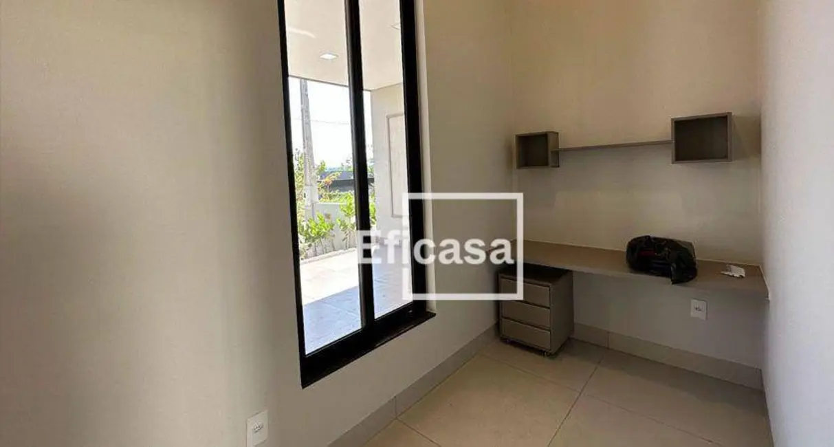 Casa de Condomínio com 3 quartos à venda, 276m2 em Residencial Maria Júlia, Sao Jose Do Rio Preto - SP - imagem 4 Foto 4 de Casa de Condomínio com 3 quartos à venda, 276m2 em Residencial Maria Júlia, Sao Jose Do Rio Preto - SP