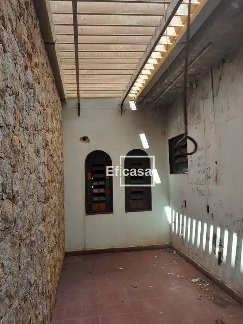 Casa com 3 quartos à venda, 241m2 em Vila Santa Cruz, Sao Jose Do Rio Preto - SP - imagem 5 Foto 5 de Casa com 3 quartos à venda, 241m2 em Vila Santa Cruz, Sao Jose Do Rio Preto - SP