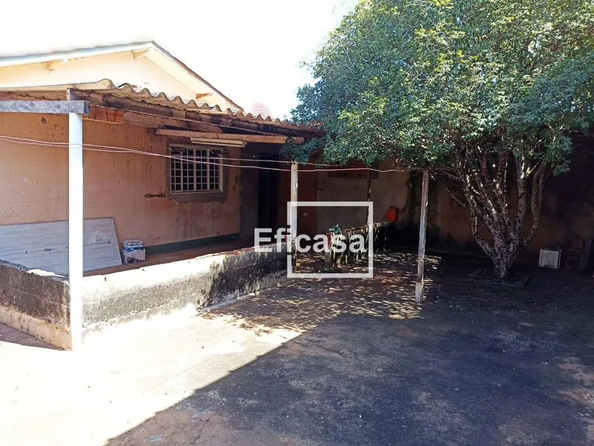 Foto 4 de Casa com 2 quartos à venda, 200m2 em Conjunto Habitacional São Deocleciano, Sao Jose Do Rio Preto - SP