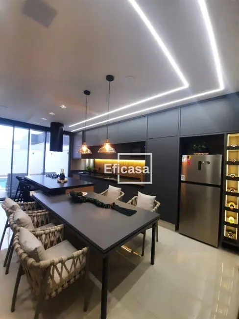 Casa de Condomínio com 3 quartos à venda, 259m2 em Residencial Maria Júlia, Sao Jose Do Rio Preto - SP - imagem 9 Foto 9 de Casa de Condomínio com 3 quartos à venda, 259m2 em Residencial Maria Júlia, Sao Jose Do Rio Preto - SP