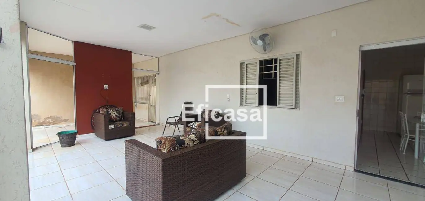 Foto 2 de Casa com 3 quartos à venda, 450m2 em Jardim Caparroz, Sao Jose Do Rio Preto - SP