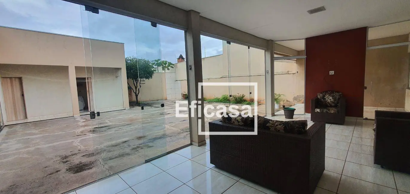 Foto 6 de Casa com 3 quartos à venda, 450m2 em Jardim Caparroz, Sao Jose Do Rio Preto - SP