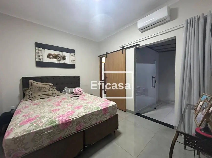 Foto 4 de Casa com 2 quartos à venda, 209m2 em Jardim Residencial Etemp, Sao Jose Do Rio Preto - SP