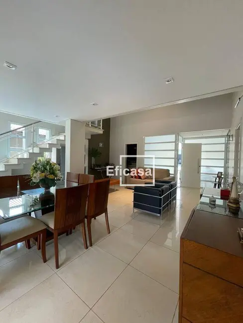 Casa de Condomínio com 3 quartos à venda, 470m2 em Parque Residencial Damha, Sao Jose Do Rio Preto - SP - imagem 9 Foto 9 de Casa de Condomínio com 3 quartos à venda, 470m2 em Parque Residencial Damha, Sao Jose Do Rio Preto - SP