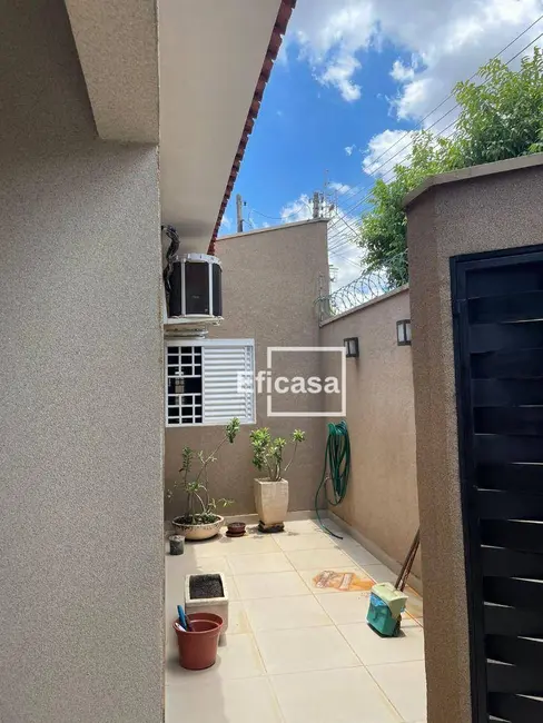 Foto 9 de Casa com 3 quartos à venda, 200m2 em Jardim Urupês, Sao Jose Do Rio Preto - SP