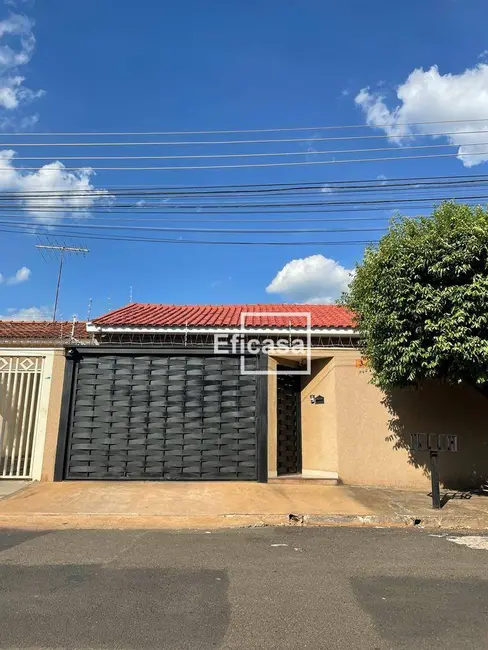 Foto 2 de Casa com 3 quartos à venda, 200m2 em Jardim Urupês, Sao Jose Do Rio Preto - SP