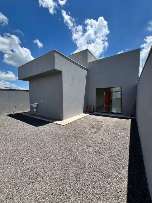 Casa com 2 quartos à venda, 200m2 em Sao Jose Do Rio Preto - SP - imagem 9 Foto 9 de Casa com 2 quartos à venda, 200m2 em Sao Jose Do Rio Preto - SP