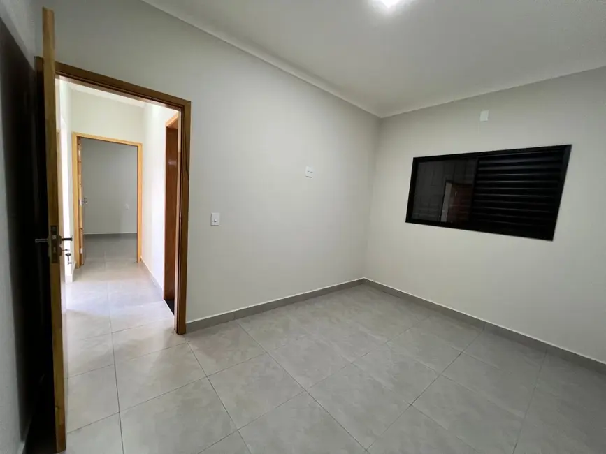 Casa com 2 quartos à venda, 200m2 em Sao Jose Do Rio Preto - SP - imagem 5 Foto 5 de Casa com 2 quartos à venda, 200m2 em Sao Jose Do Rio Preto - SP