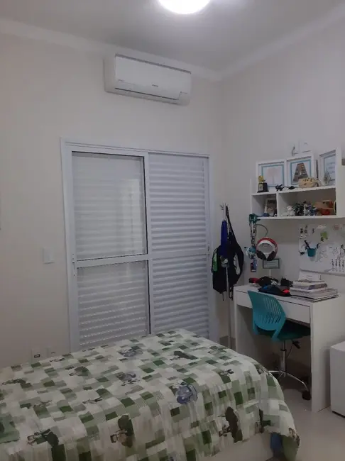 Casa com 3 quartos à venda, 400m2 em Loteamento Recanto do Lago, Sao Jose Do Rio Preto - SP - imagem 6 Foto 6 de Casa com 3 quartos à venda, 400m2 em Loteamento Recanto do Lago, Sao Jose Do Rio Preto - SP