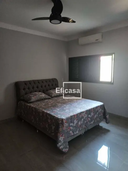 Foto 7 de Casa com 3 quartos à venda, 242m2 em Parque Industrial, Sao Jose Do Rio Preto - SP