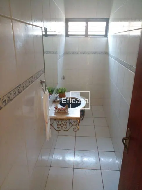 Casa com 3 quartos à venda, 453m2 em Jardim Urano, Sao Jose Do Rio Preto - SP - imagem 6 Foto 6 de Casa com 3 quartos à venda, 453m2 em Jardim Urano, Sao Jose Do Rio Preto - SP