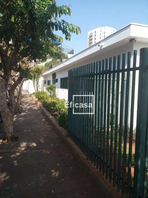 Casa com 3 quartos à venda, 453m2 em Jardim Urano, Sao Jose Do Rio Preto - SP - imagem 3 Foto 3 de Casa com 3 quartos à venda, 453m2 em Jardim Urano, Sao Jose Do Rio Preto - SP