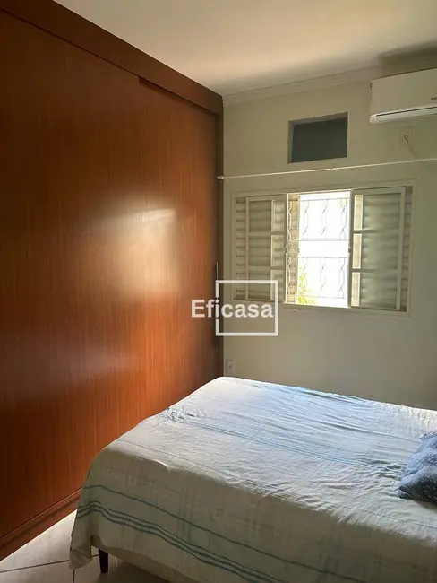 Foto 2 de Casa com 3 quartos à venda, 180m2 em Jardim Yolanda, Sao Jose Do Rio Preto - SP