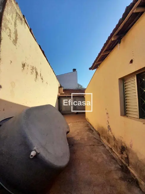 Casa com 2 quartos à venda, 470m2 em Vila Ipiranga, Sao Jose Do Rio Preto - SP - imagem 4 Foto 4 de Casa com 2 quartos à venda, 470m2 em Vila Ipiranga, Sao Jose Do Rio Preto - SP