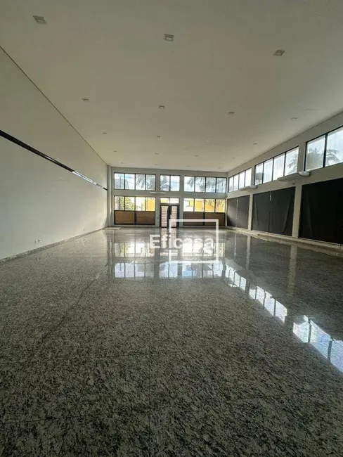 Foto 1 de Sala Comercial para alugar, 880m2 em Centro, Sao Jose Do Rio Preto - SP