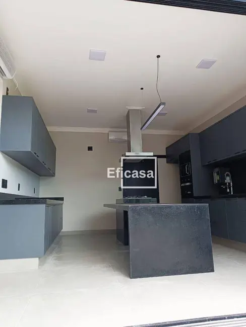 Foto 1 de Casa de Condomínio com 3 quartos à venda, 253m2 em Mirassol - SP