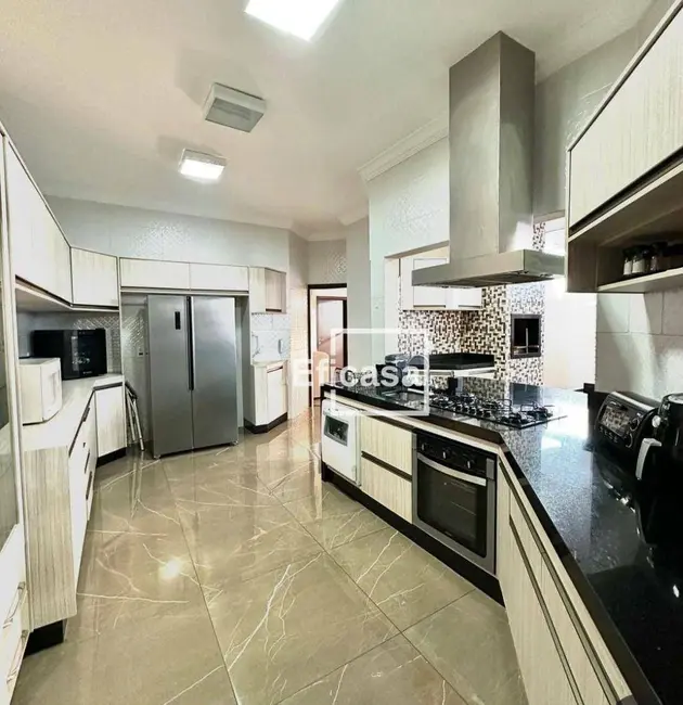 Foto 2 de Casa de Condomínio com 4 quartos à venda, 471m2 em Residencial Marcia, Sao Jose Do Rio Preto - SP