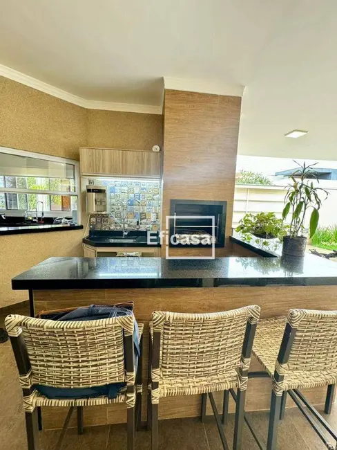 Casa de Condomínio com 3 quartos à venda, 275m2 em Village Damha Rio Preto III, Sao Jose Do Rio Preto - SP - imagem 4 Foto 4 de Casa de Condomínio com 3 quartos à venda, 275m2 em Village Damha Rio Preto III, Sao Jose Do Rio Preto - SP