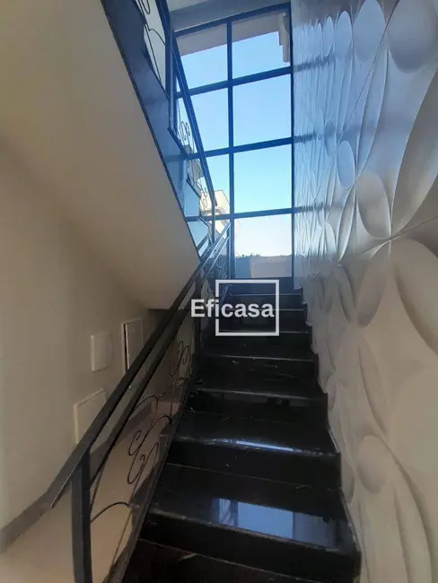 Sobrado com 3 quartos à venda, 400m2 em Residencial Gaivota II, Sao Jose Do Rio Preto - SP - imagem 3 Foto 3 de Sobrado com 3 quartos à venda, 400m2 em Residencial Gaivota II, Sao Jose Do Rio Preto - SP