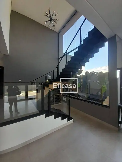 Sobrado com 3 quartos à venda, 400m2 em Residencial Gaivota II, Sao Jose Do Rio Preto - SP - imagem 7 Foto 7 de Sobrado com 3 quartos à venda, 400m2 em Residencial Gaivota II, Sao Jose Do Rio Preto - SP