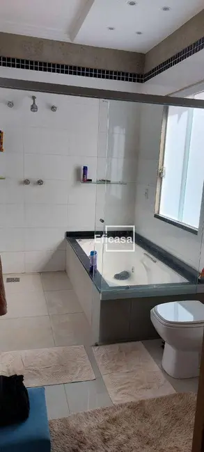 Casa de Condomínio com 3 quartos à venda, 253m2 em Residencial Alta Vista, Sao Jose Do Rio Preto - SP - imagem 8 Foto 8 de Casa de Condomínio com 3 quartos à venda, 253m2 em Residencial Alta Vista, Sao Jose Do Rio Preto - SP