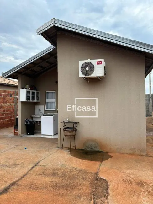 Foto 7 de Casa com 2 quartos à venda, 200m2 em Bady Bassitt - SP