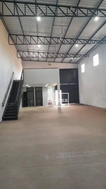 Sala Comercial à venda e para alugar, 360m2 em Vila Nossa Senhora do Bonfim, Sao Jose Do Rio Preto - SP - imagem 4 Foto 4 de Sala Comercial à venda e para alugar, 360m2 em Vila Nossa Senhora do Bonfim, Sao Jose Do Rio Preto - SP