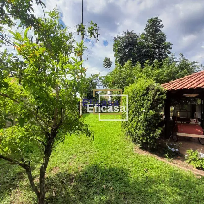 Chácara com 2 quartos à venda, 2040m2 em Centro, Guapiacu - SP - imagem 9 Foto 9 de Chácara com 2 quartos à venda, 2040m2 em Centro, Guapiacu - SP