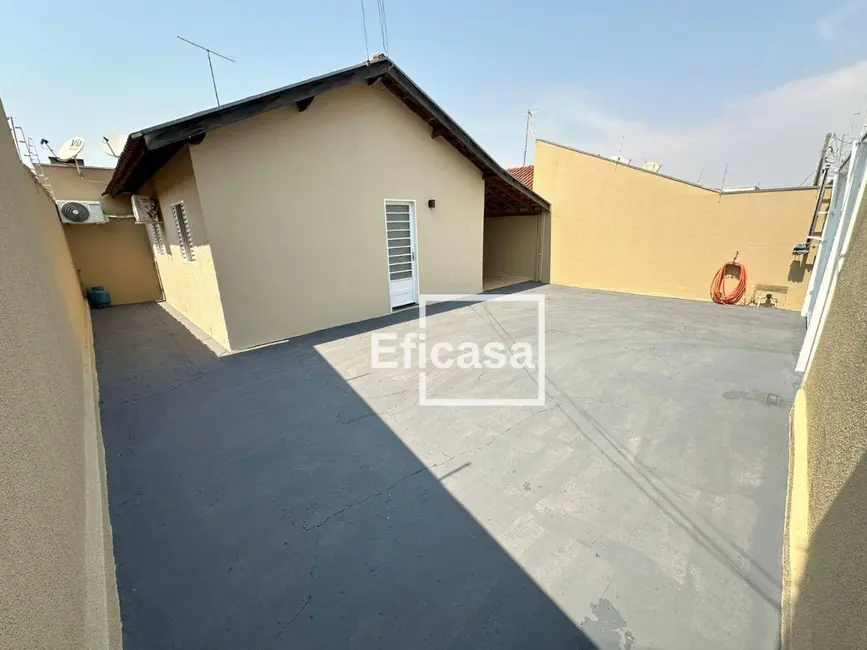 Foto 3 de Casa com 2 quartos à venda, 200m2 em Jardim Felicidade, Sao Jose Do Rio Preto - SP