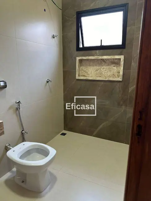Foto 1 de Casa com 3 quartos à venda, 200m2 em Sao Jose Do Rio Preto - SP