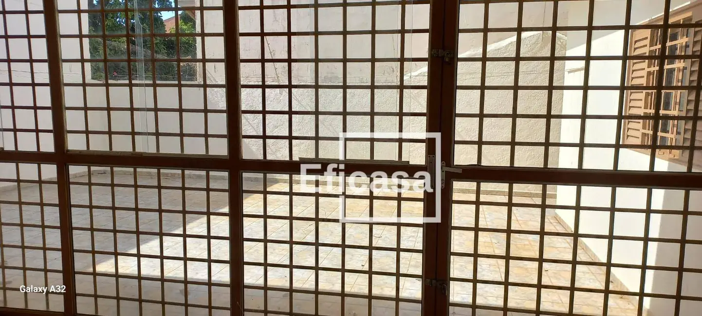 Foto 9 de Casa com 3 quartos à venda, 268m2 em Jardim Caparroz, Sao Jose Do Rio Preto - SP