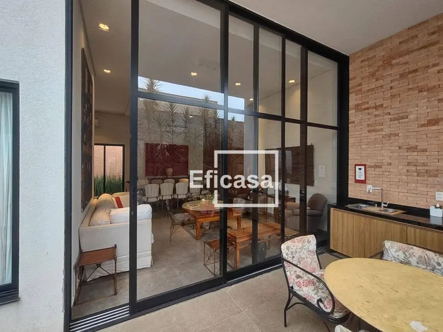 Casa de Condomínio com 3 quartos para alugar, 450m2 em Parque Residencial Damha IV, Sao Jose Do Rio Preto - SP - imagem 3 Foto 3 de Casa de Condomínio com 3 quartos para alugar, 450m2 em Parque Residencial Damha IV, Sao Jose Do Rio Preto - SP