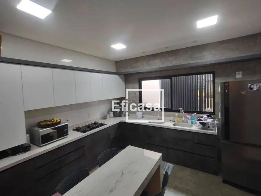 Casa de Condomínio com 3 quartos para alugar, 450m2 em Parque Residencial Damha IV, Sao Jose Do Rio Preto - SP - imagem 4 Foto 4 de Casa de Condomínio com 3 quartos para alugar, 450m2 em Parque Residencial Damha IV, Sao Jose Do Rio Preto - SP