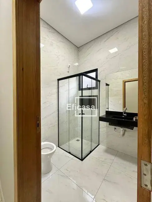Foto 1 de Casa com 3 quartos à venda, 200m2 em Sao Jose Do Rio Preto - SP