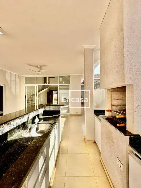 Casa de Condomínio com 3 quartos à venda, 400m2 em Residencial Gaivota I, Sao Jose Do Rio Preto - SP - imagem 9 Foto 9 de Casa de Condomínio com 3 quartos à venda, 400m2 em Residencial Gaivota I, Sao Jose Do Rio Preto - SP