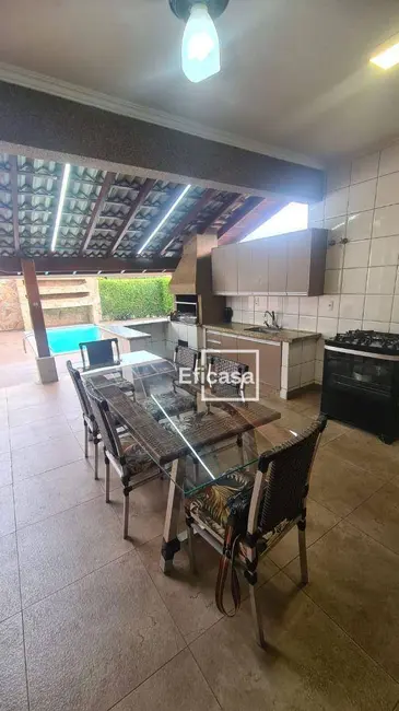 Casa de Condomínio com 3 quartos à venda, 680m2 em Residencial Jardins, Sao Jose Do Rio Preto - SP - imagem 8 Foto 8 de Casa de Condomínio com 3 quartos à venda, 680m2 em Residencial Jardins, Sao Jose Do Rio Preto - SP