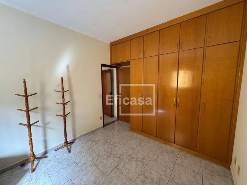 Casa com 2 quartos à venda, 357m2 em Parque das Flores II, Sao Jose Do Rio Preto - SP - imagem 4 Foto 4 de Casa com 2 quartos à venda, 357m2 em Parque das Flores II, Sao Jose Do Rio Preto - SP