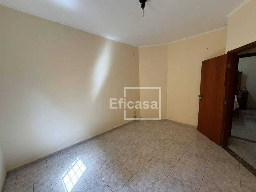 Casa com 2 quartos à venda, 357m2 em Parque das Flores II, Sao Jose Do Rio Preto - SP - imagem 9 Foto 9 de Casa com 2 quartos à venda, 357m2 em Parque das Flores II, Sao Jose Do Rio Preto - SP