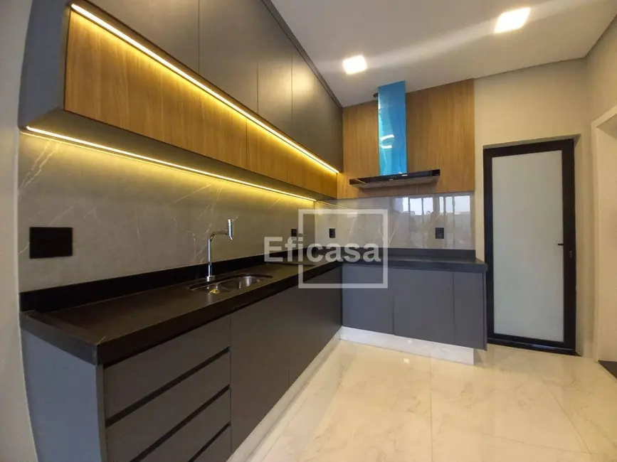 Foto 3 de Casa de Condomínio com 3 quartos à venda, 360m2 em Condomínio Vilage La Montagne, Sao Jose Do Rio Preto - SP